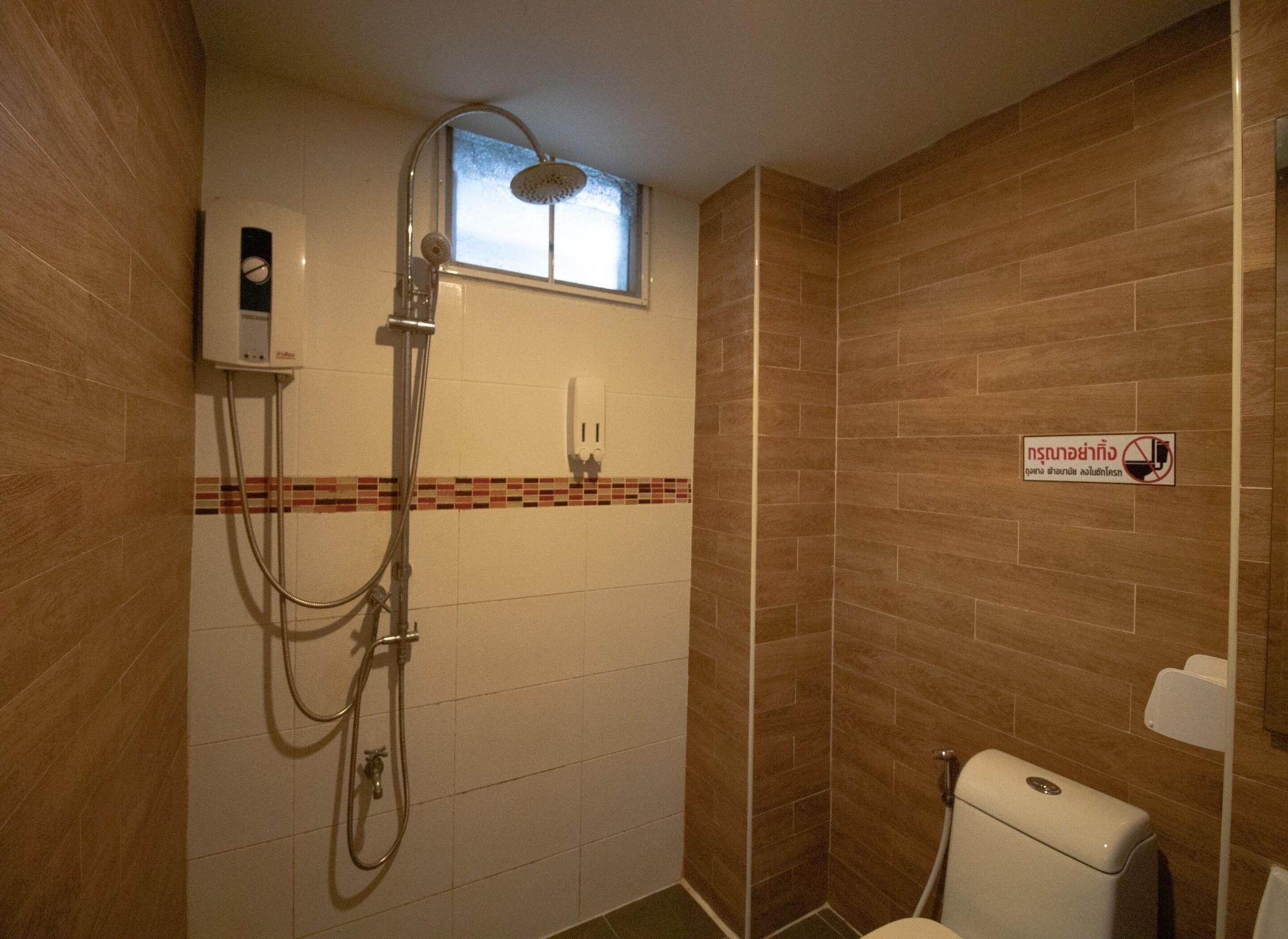 Nakhonratchasima Kun Hotel מראה חיצוני תמונה